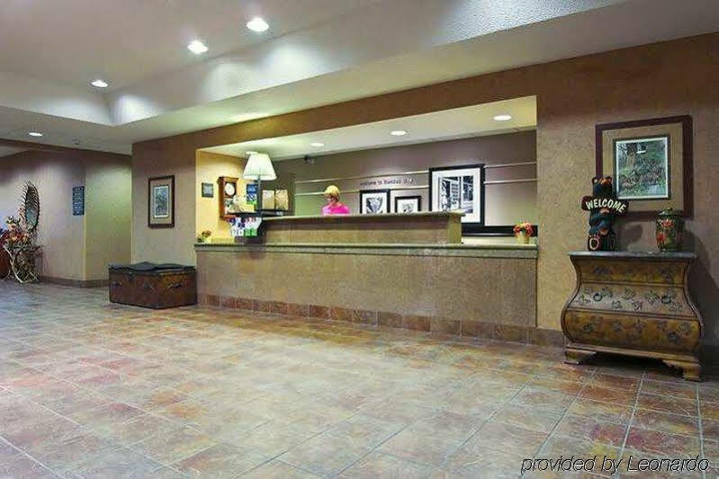 Hampton Inn Kansas City The Legends Exterior foto